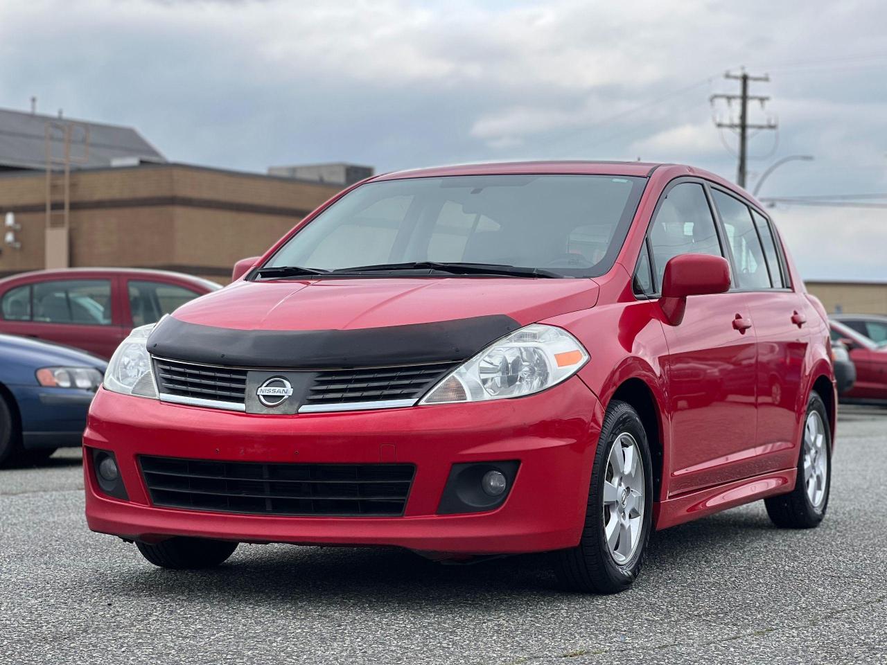 2009 Nissan Versa SL - Photo #1