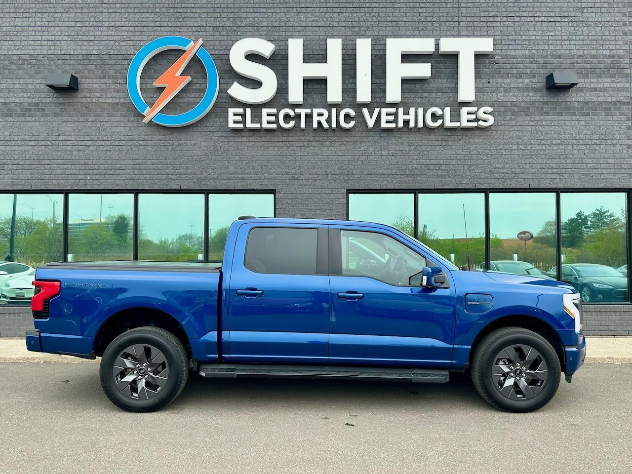 Used 2022 Ford F-150 Lightning LARIAT EXT RANGE BATTERY, $18,000 511A PKG, MAX TOW PKG for sale in Oakville, ON