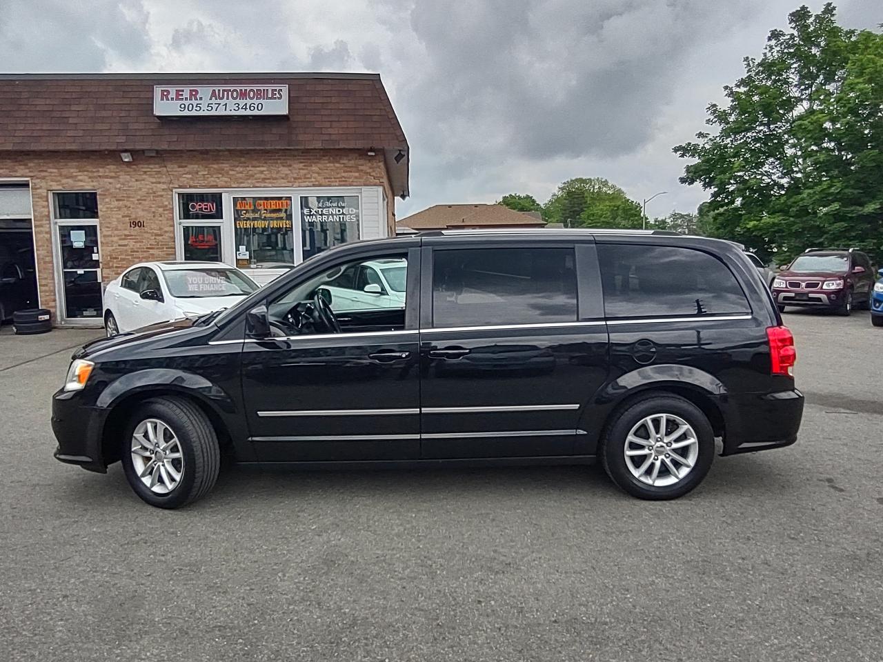Used 2014 Dodge Grand Caravan CREW Leather Loaded for sale in Oshawa, ON