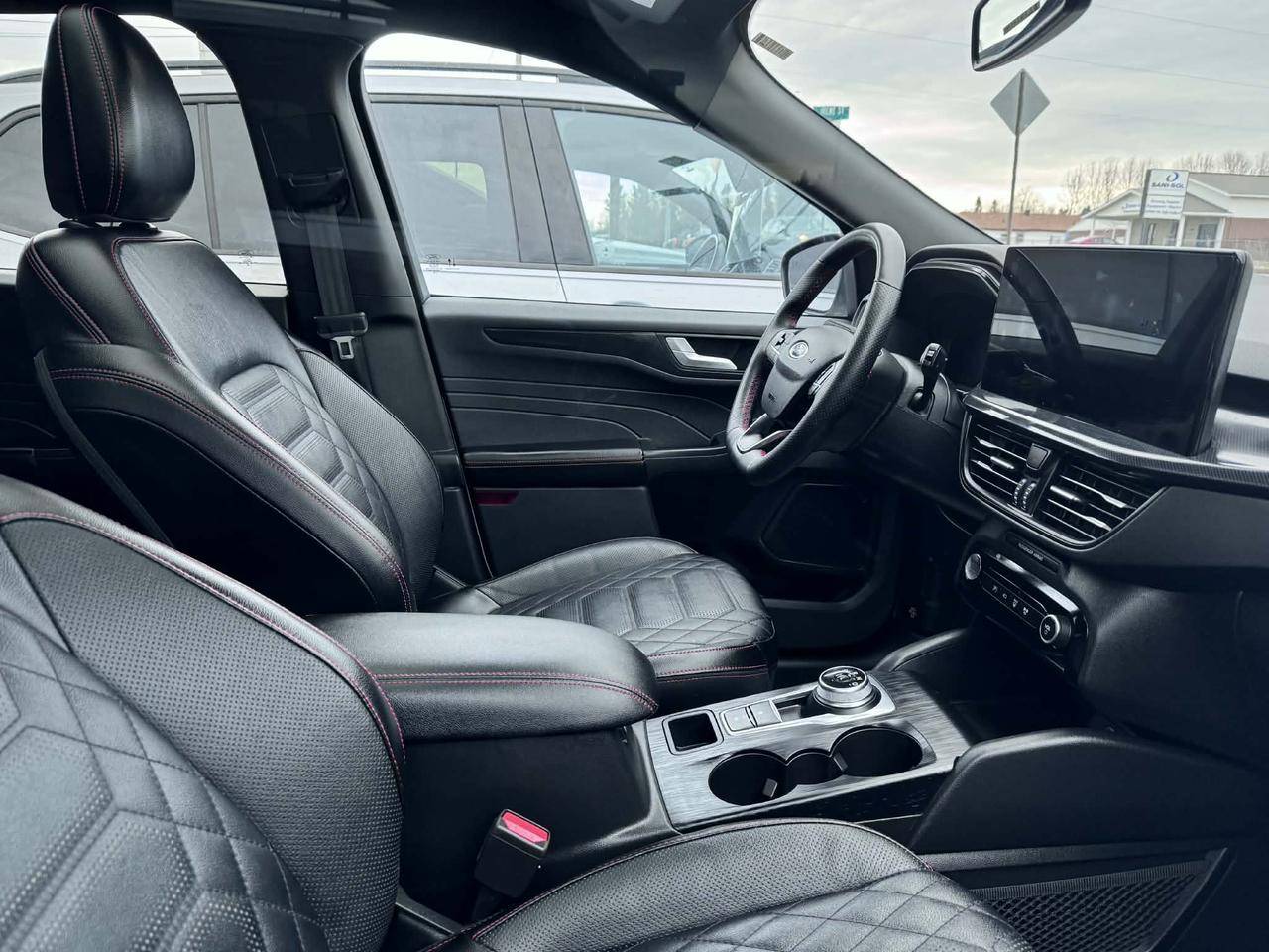 2023 Ford Escape ST-Line Elite Photo