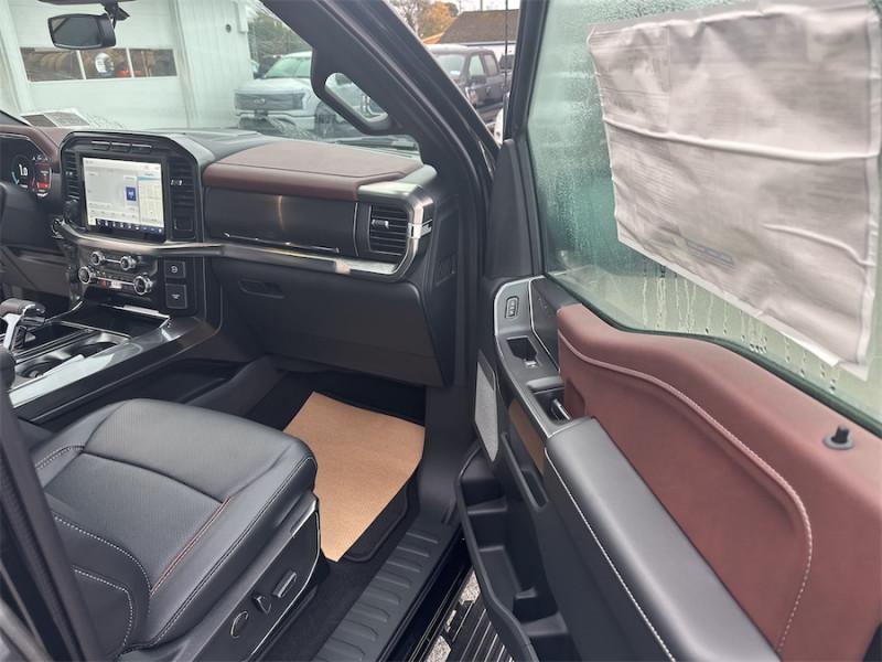 2023 Ford F-150 LARIAT  - Sunroof Photo5