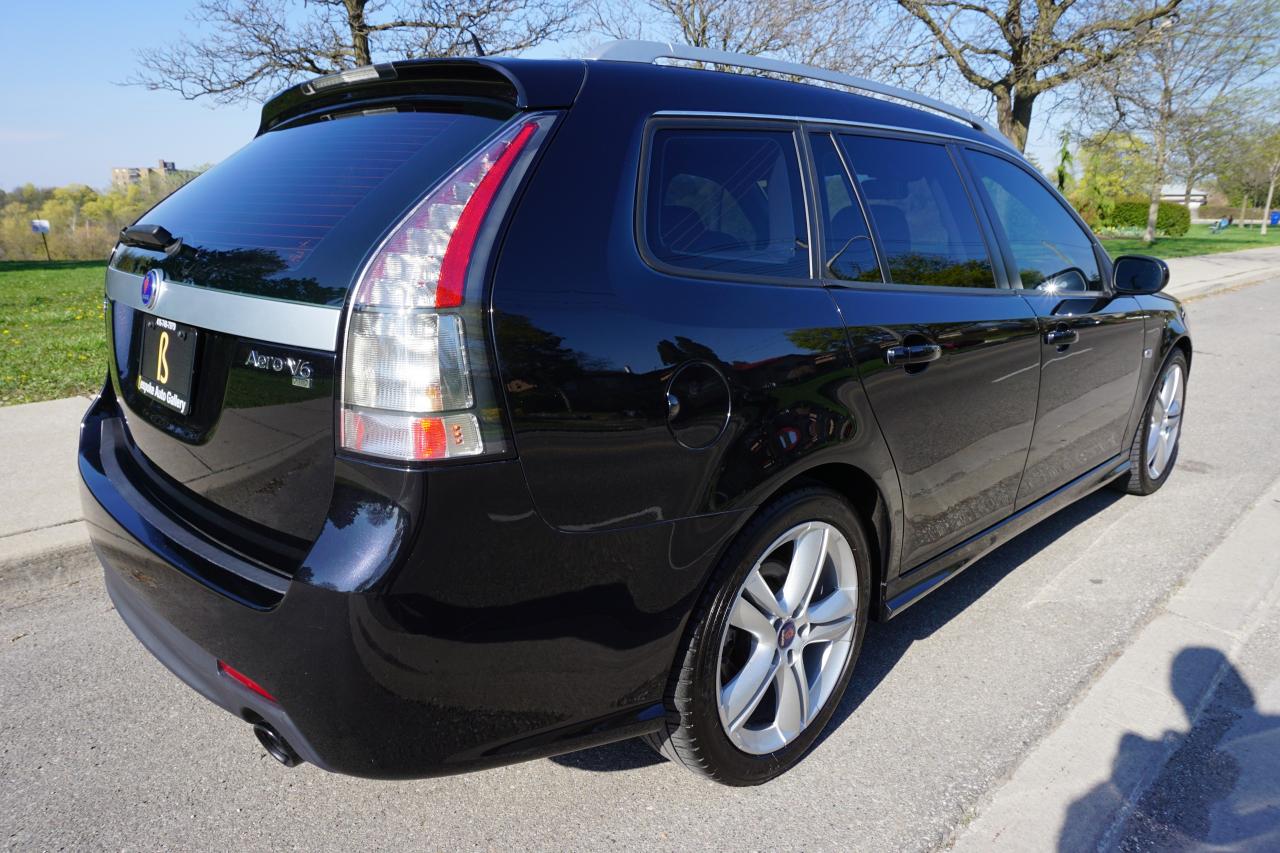 2009 Saab 9-3 SUPER RARE / MANUAL / XWD / WAGON / V6 AERO Photo3