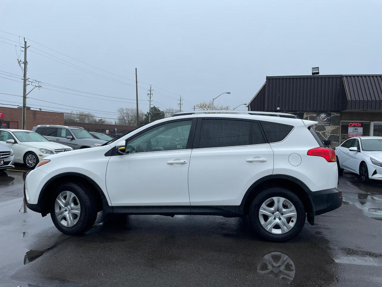 2015 Toyota RAV4 AWD 4dr LE WITH BACK UP CAMERA AND HEATED FRONT SE - Photo #10