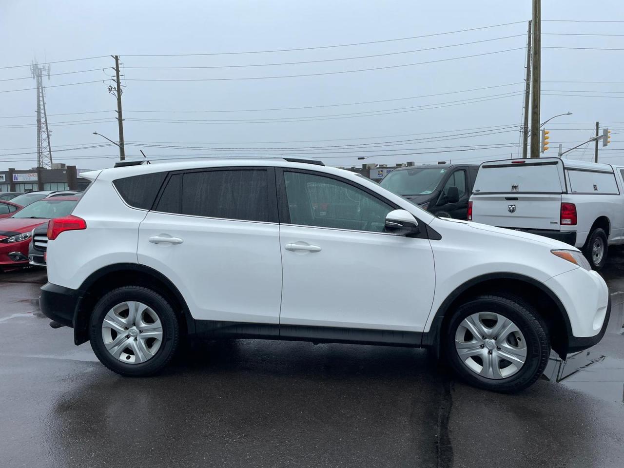 2015 Toyota RAV4 AWD 4dr LE WITH BACK UP CAMERA AND HEATED FRONT SE - Photo #4