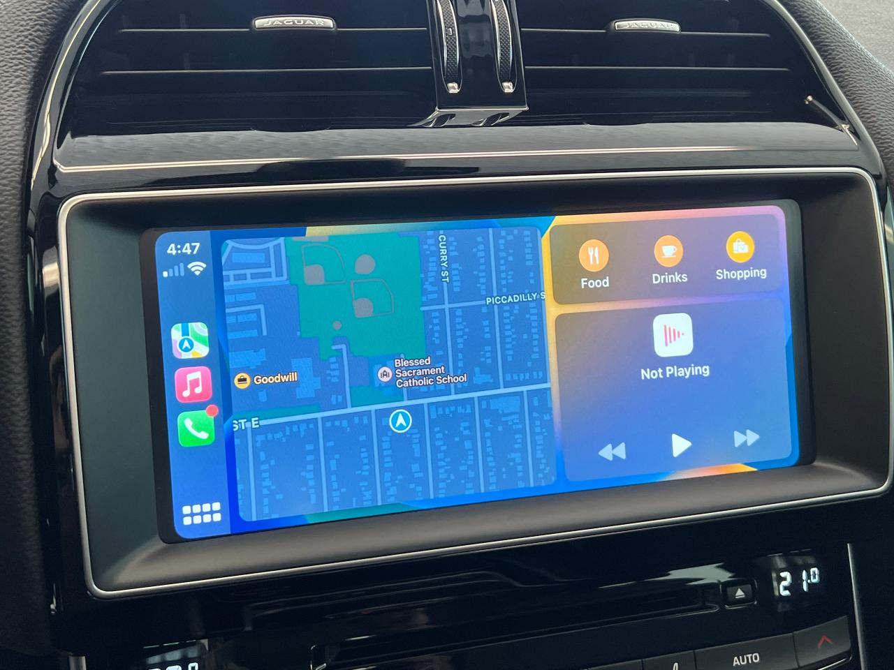 2017 Jaguar XE 35t Supercharged V6+ApplePlay+GPS+Camera+BlindSpot - Photo #30