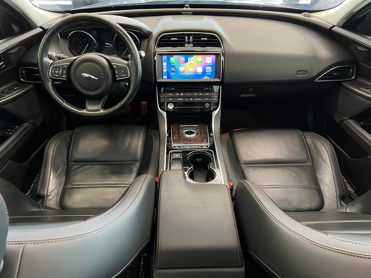 2017 Jaguar XE 35t Supercharged V6+ApplePlay+GPS+Camera+BlindSpot - Photo #8