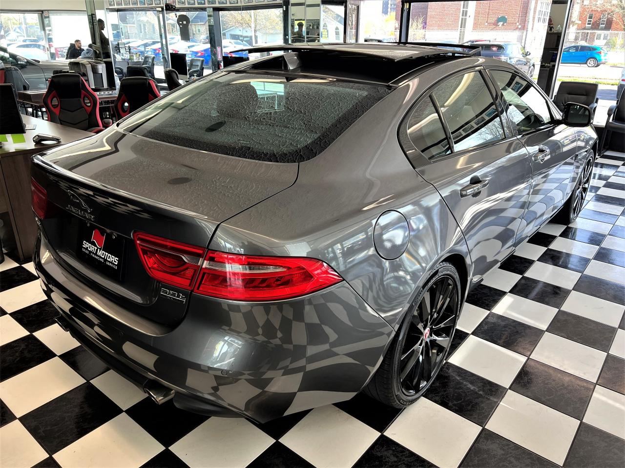 2017 Jaguar XE 35t Supercharged V6+ApplePlay+GPS+Camera+BlindSpot Photo69