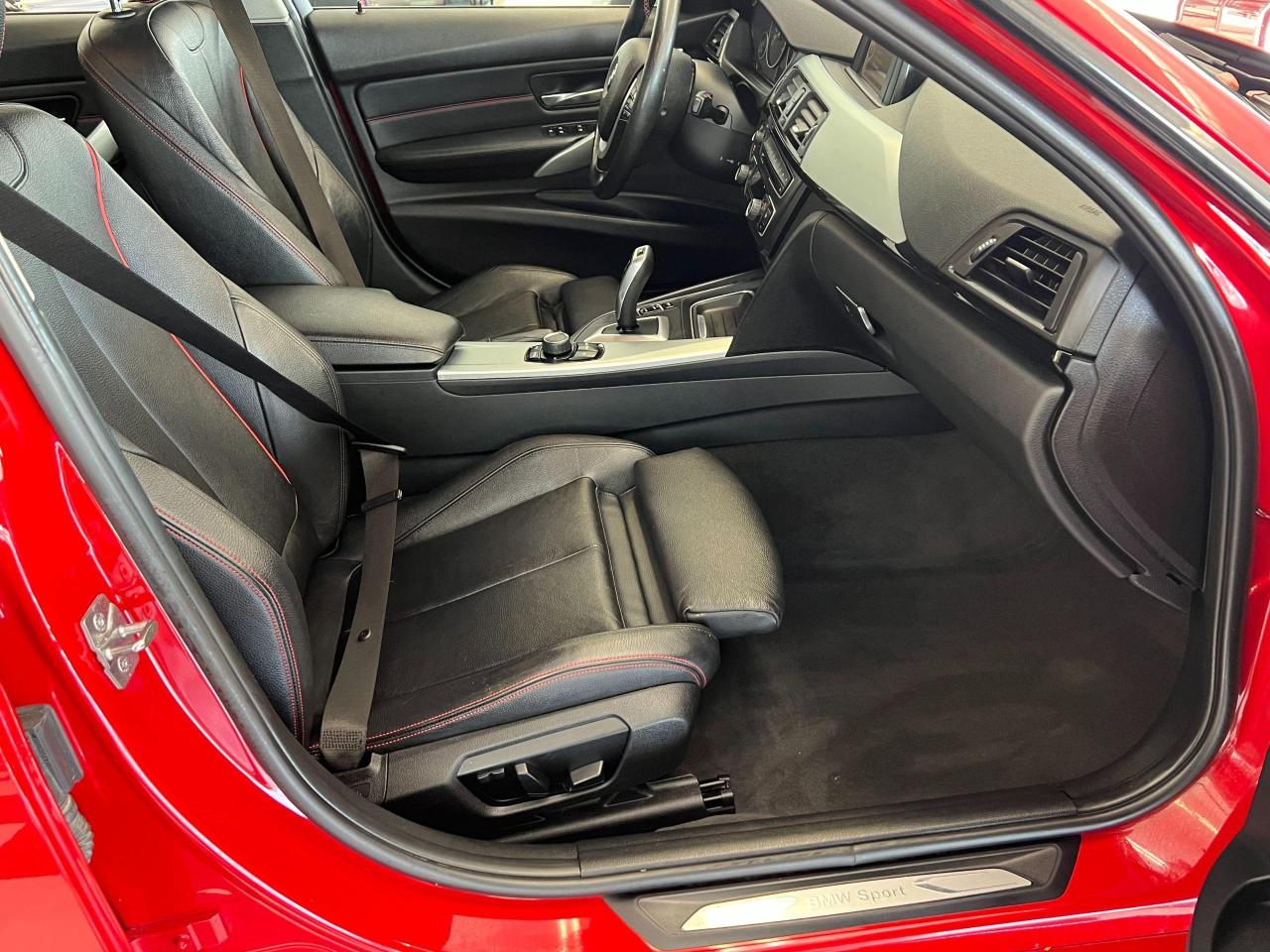 2014 BMW 3 Series 320i Xdrive+Heated Leather Seats+Sunroof+PushStart Photo76