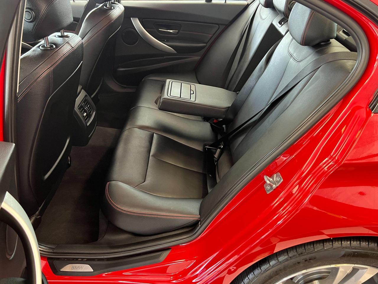 2014 BMW 3 Series 320i Xdrive+Heated Leather Seats+Sunroof+PushStart - Photo #21