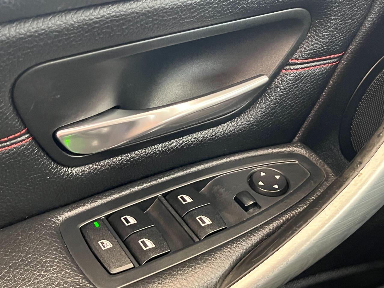 2014 BMW 3 Series 320i Xdrive+Heated Leather Seats+Sunroof+PushStart - Photo #45