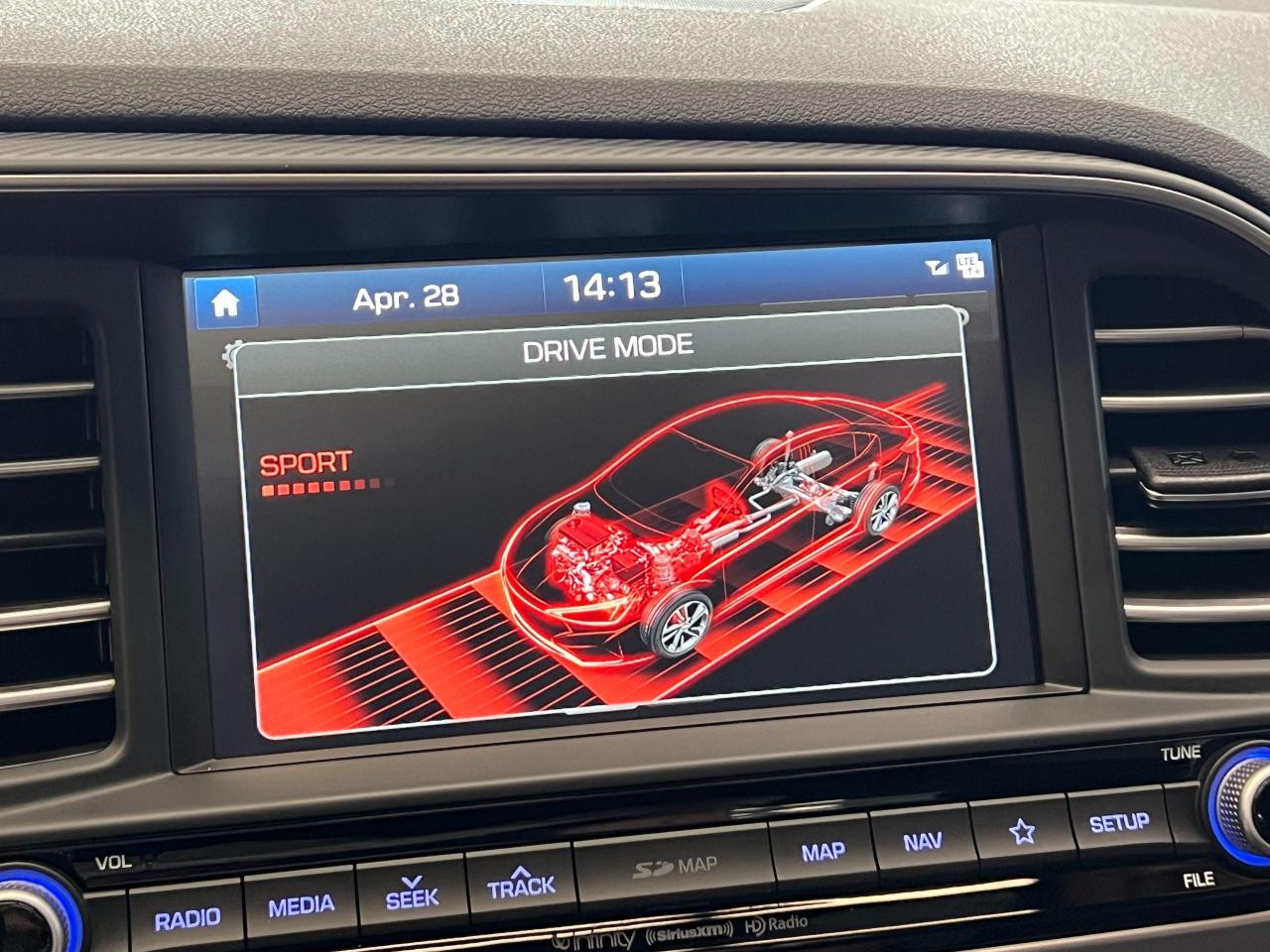 2020 Hyundai Elantra Ultimate+Adaptive Cruise+LaneKeep+BSM+CLEAN CARFAX - Photo #36
