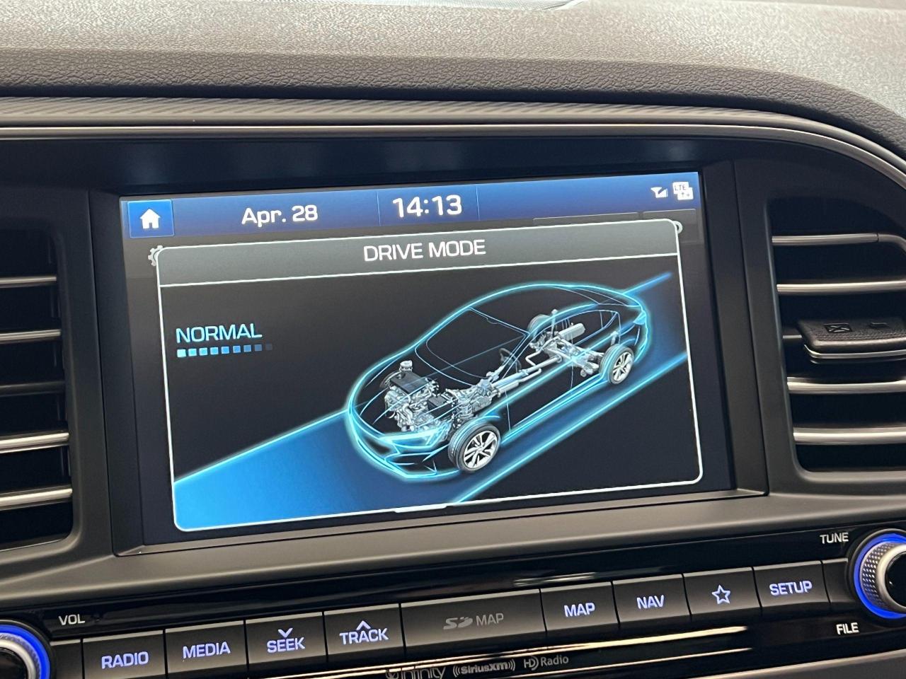2020 Hyundai Elantra Ultimate+Adaptive Cruise+LaneKeep+BSM+CLEAN CARFAX Photo105