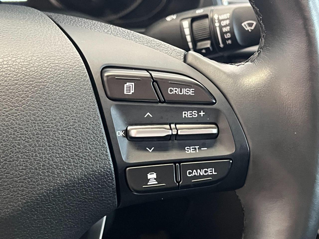 2020 Hyundai Elantra Ultimate+Adaptive Cruise+LaneKeep+BSM+CLEAN CARFAX Photo117