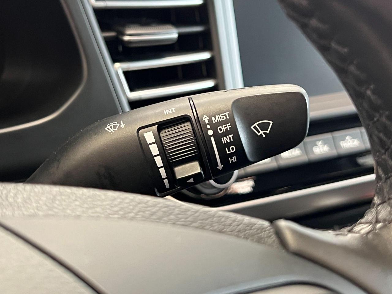 2020 Hyundai Elantra Ultimate+Adaptive Cruise+LaneKeep+BSM+CLEAN CARFAX - Photo #52