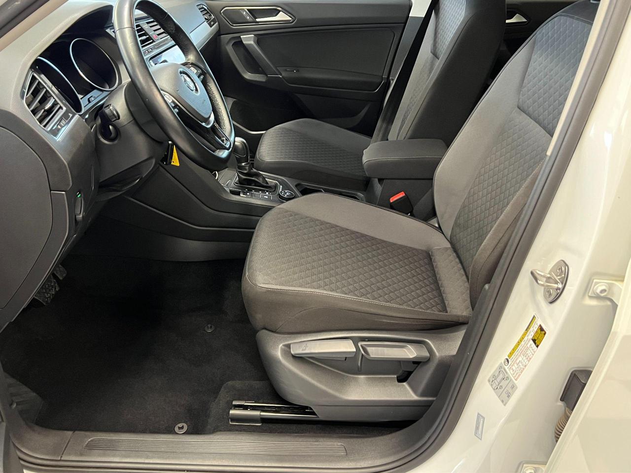 2018 Volkswagen Tiguan 4Motion+ApplePlay+Camera+Heated Seats+CLEAN CARFAX Photo86