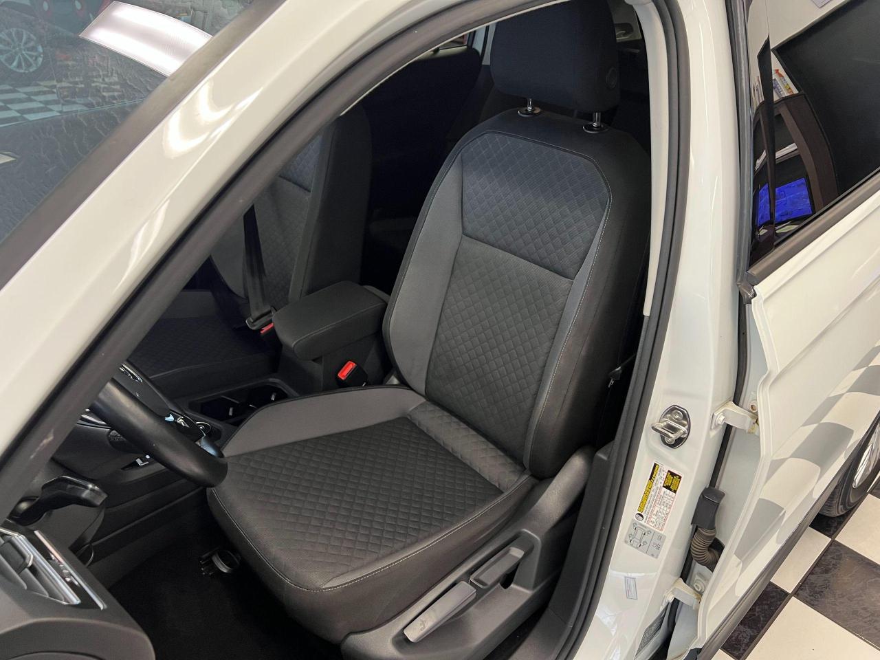 2018 Volkswagen Tiguan 4Motion+ApplePlay+Camera+Heated Seats+CLEAN CARFAX - Photo #20