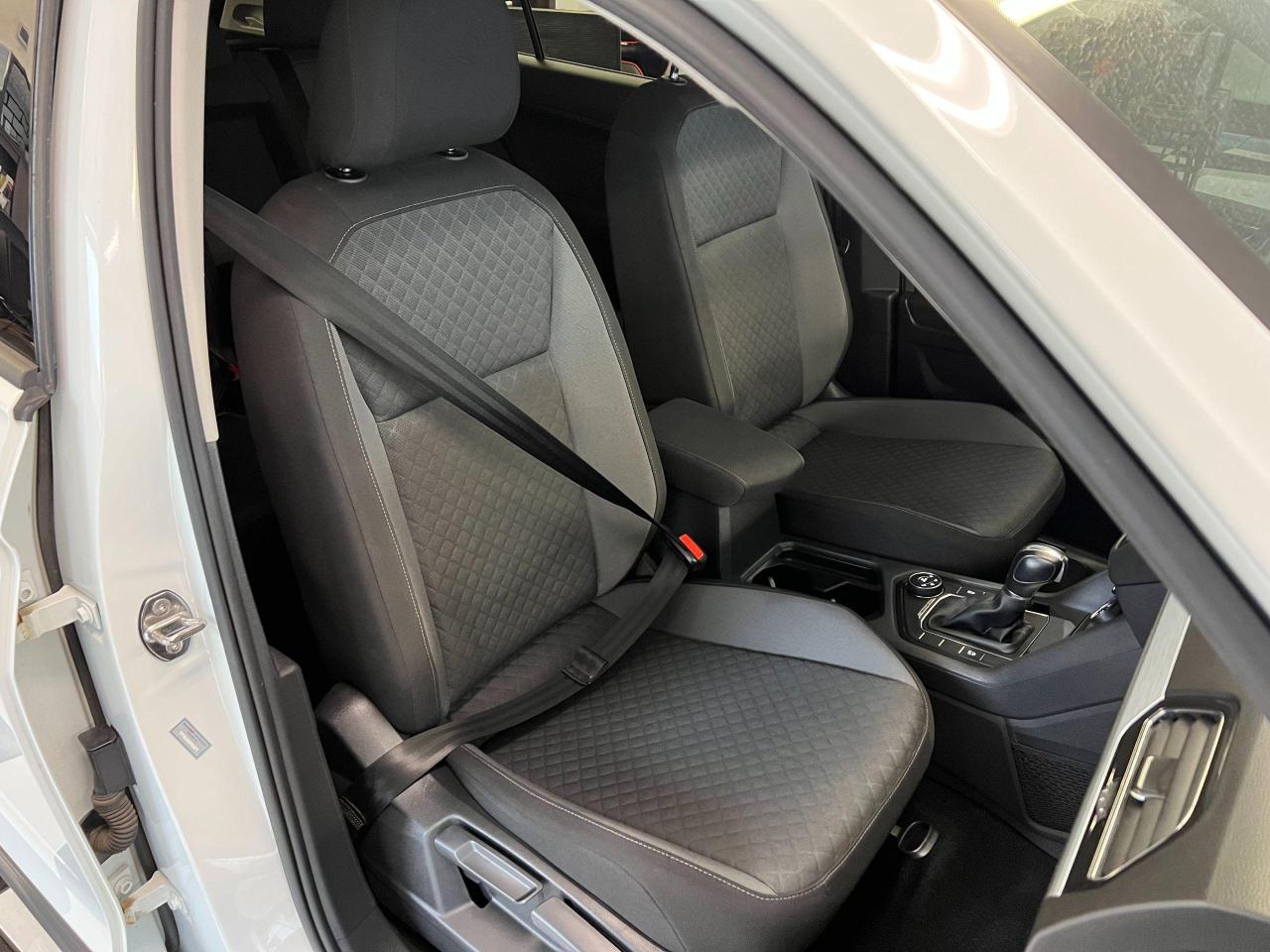 2018 Volkswagen Tiguan 4Motion+ApplePlay+Camera+Heated Seats+CLEAN CARFAX - Photo #23