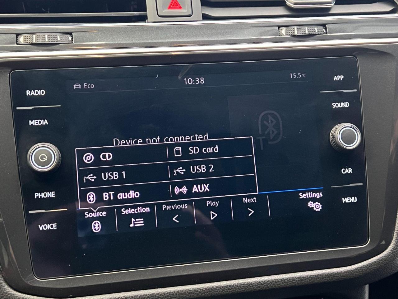 2018 Volkswagen Tiguan 4Motion+ApplePlay+Camera+Heated Seats+CLEAN CARFAX - Photo #32