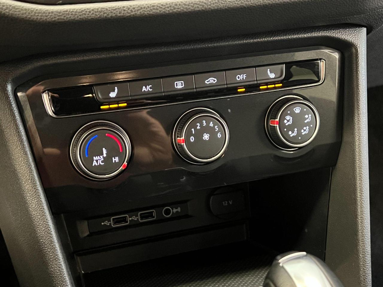 2018 Volkswagen Tiguan 4Motion+ApplePlay+Camera+Heated Seats+CLEAN CARFAX Photo106