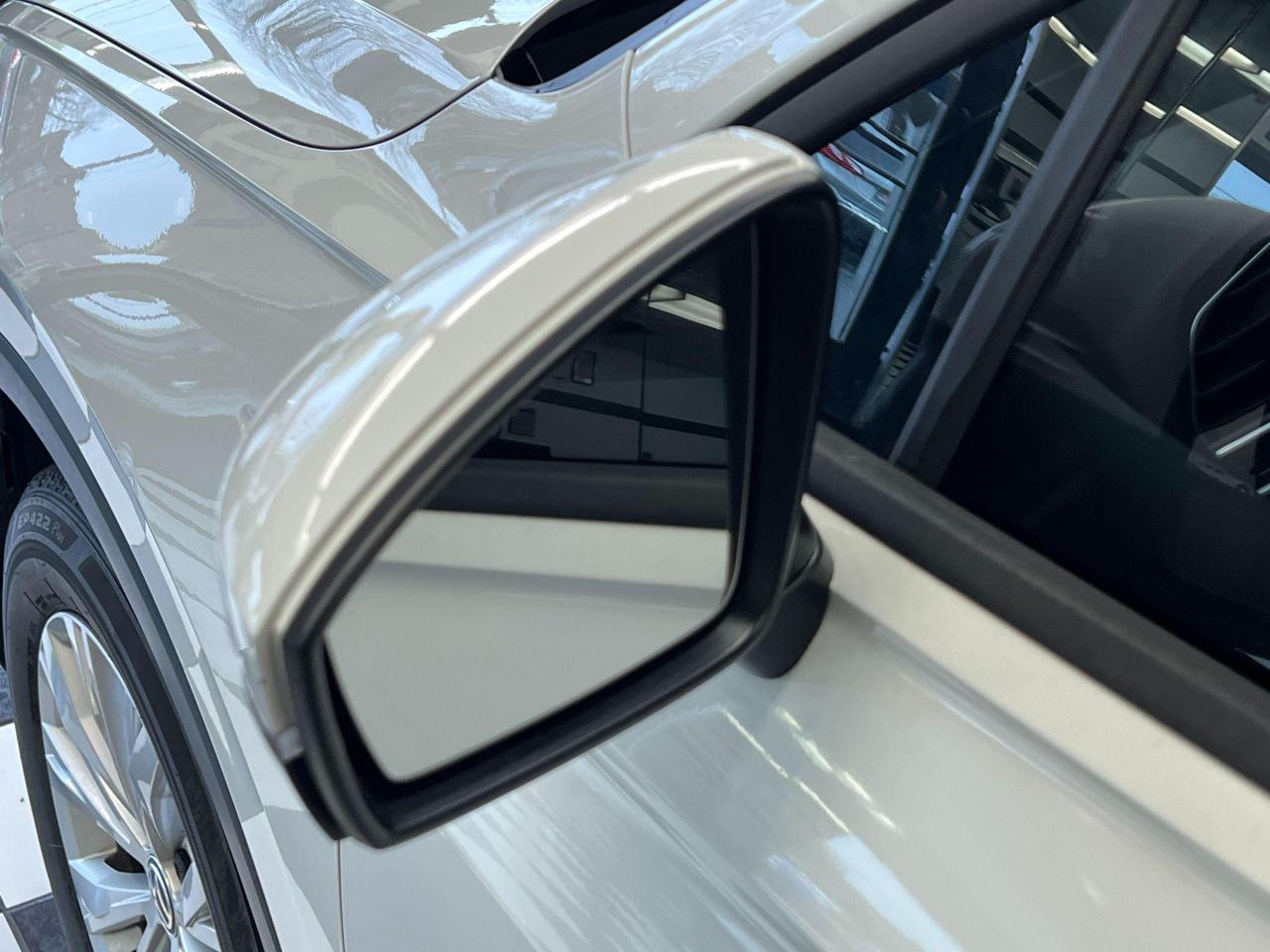 2018 Volkswagen Tiguan 4Motion+ApplePlay+Camera+Heated Seats+CLEAN CARFAX - Photo #61