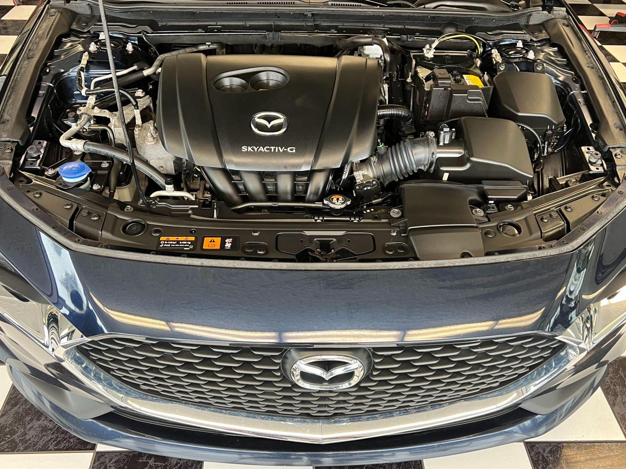 2021 Mazda MAZDA3 GX+ApplePlay+Remote Start+Blind Spot+CLEAN CARFAX Photo7