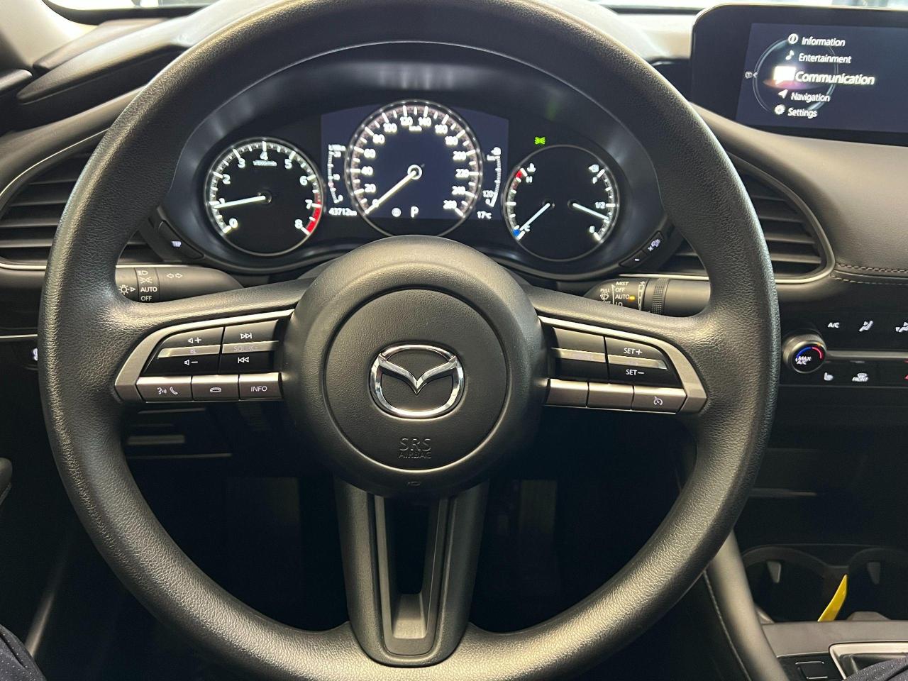 2021 Mazda MAZDA3 GX+ApplePlay+Remote Start+Blind Spot+CLEAN CARFAX Photo9