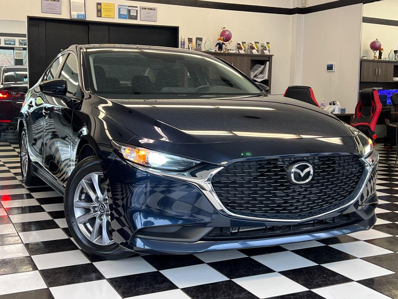 2021 Mazda MAZDA3 GX+ApplePlay+Remote Start+Blind Spot+CLEAN CARFAX Photo15