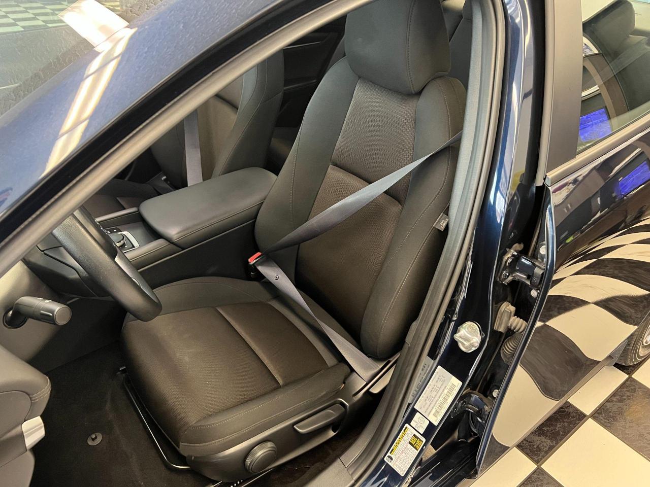 2021 Mazda MAZDA3 GX+ApplePlay+Remote Start+Blind Spot+CLEAN CARFAX - Photo #20