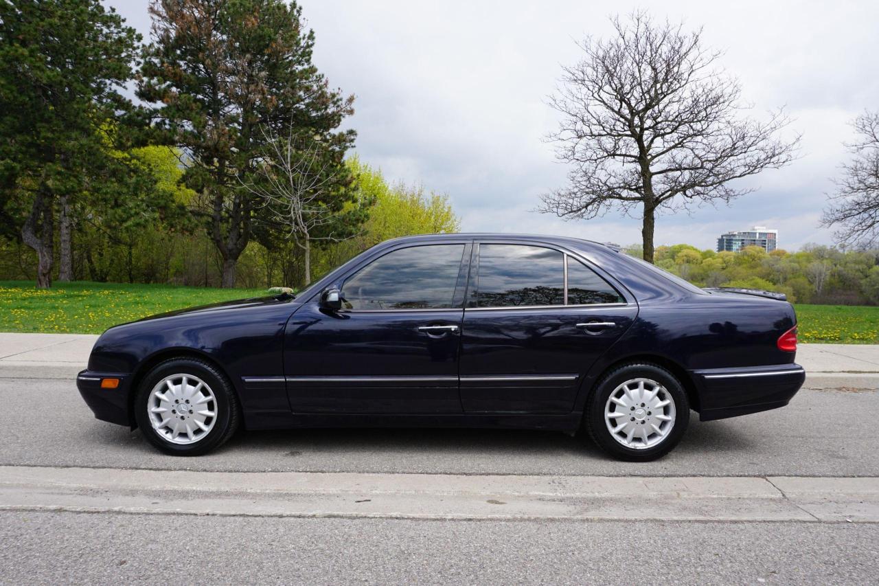 2001 Mercedes-Benz E-Class STUNNING SHAPE / RWD / BACKUP CAM / CERTIFIED - Photo #2