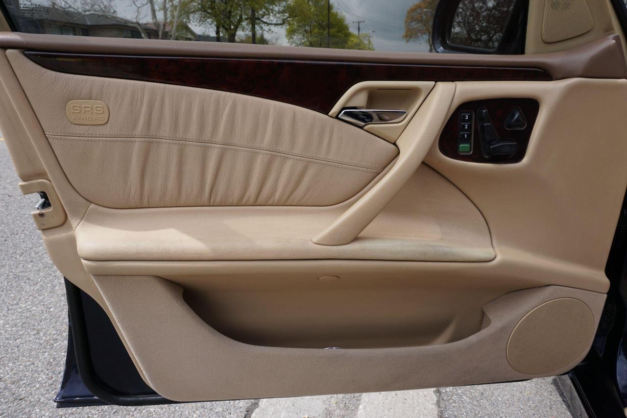 2001 Mercedes-Benz E-Class STUNNING SHAPE / RWD / BACKUP CAM / CERTIFIED - Photo #10