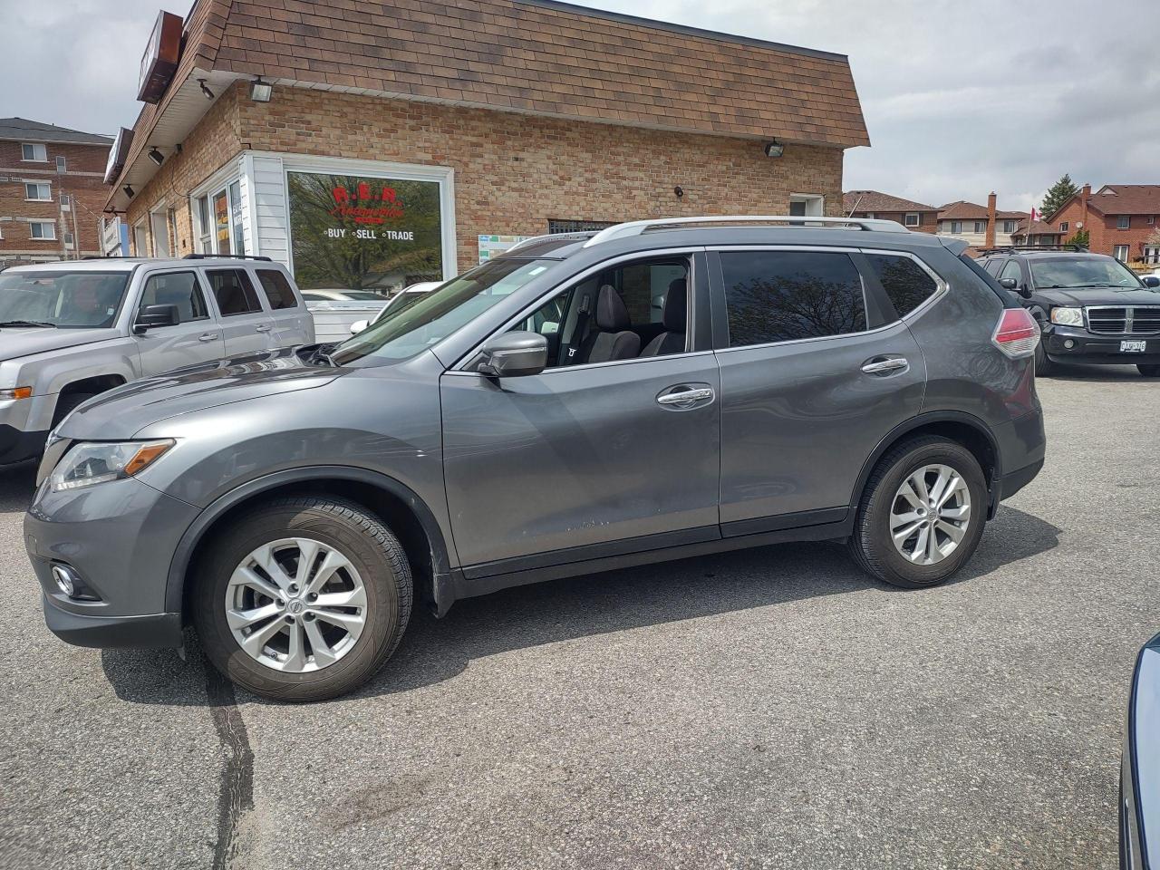 Used 2014 Nissan Rogue FWD 4dr SV for sale in Oshawa, ON