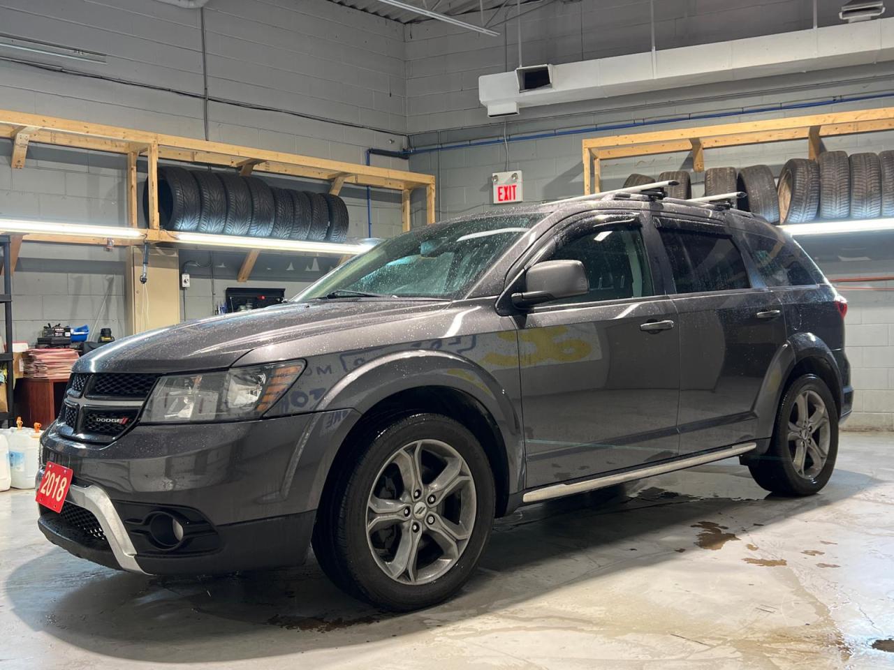 Used 2018 Dodge Journey CROSSROAD AWD * Navigation *  8.4 Inch touchscreen * Heated Leather Seats * Heated Steering Wheel * Weather Tech Floor Mats / Trunk Mat * Remote Start for sale in Cambridge, ON