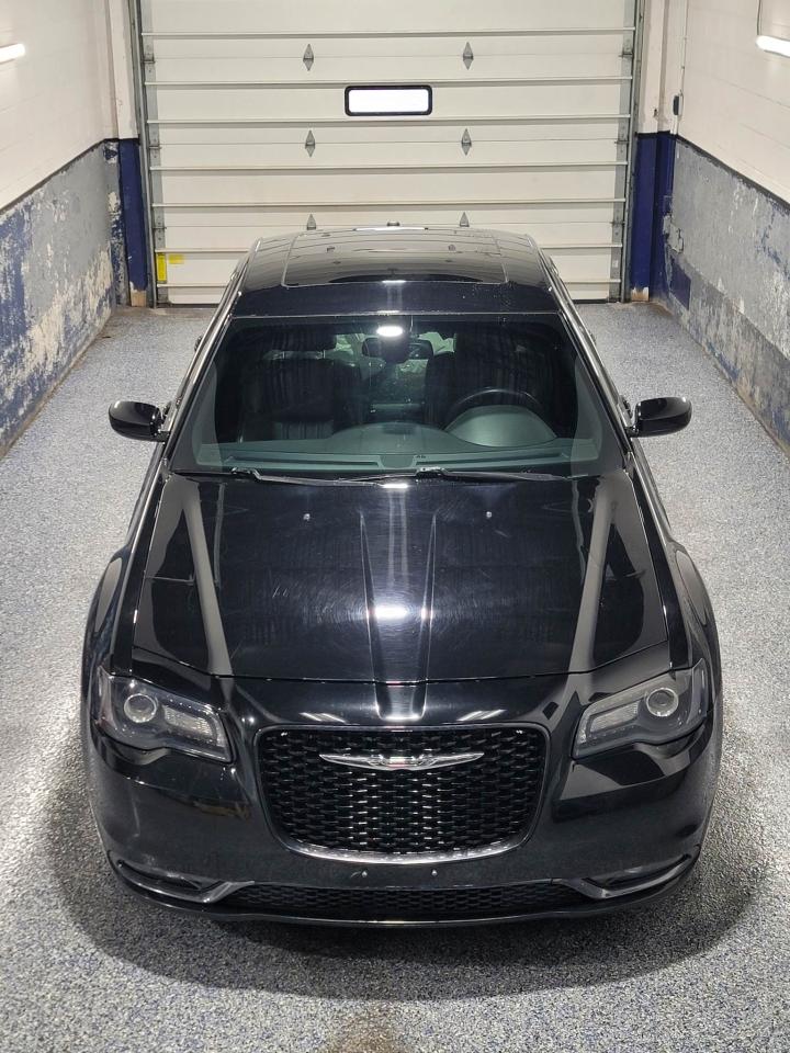 2016 Chrysler 300 S