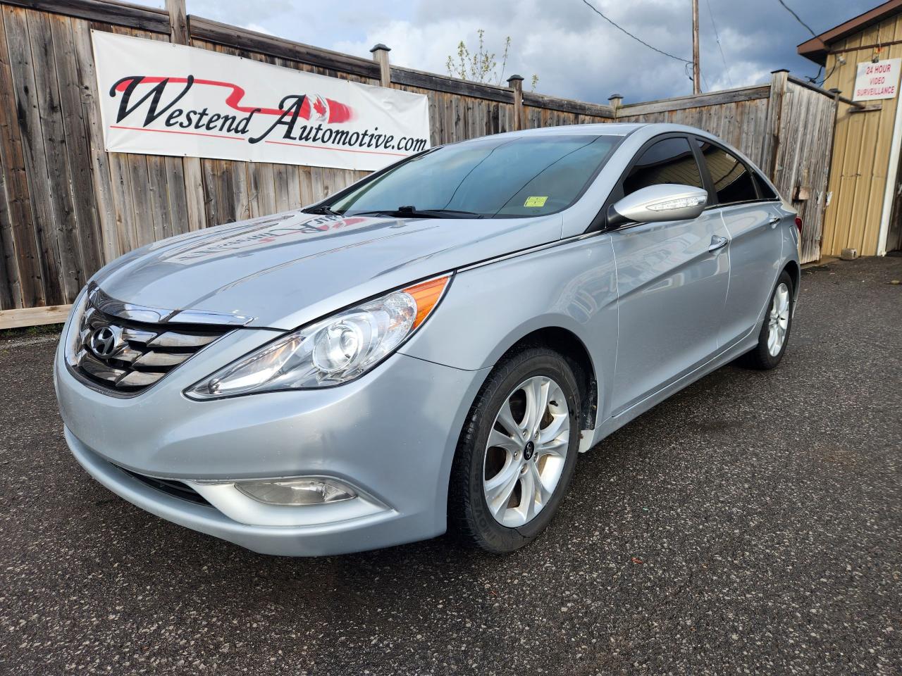 2011 Hyundai Sonata Limited w/Nav - Photo #1
