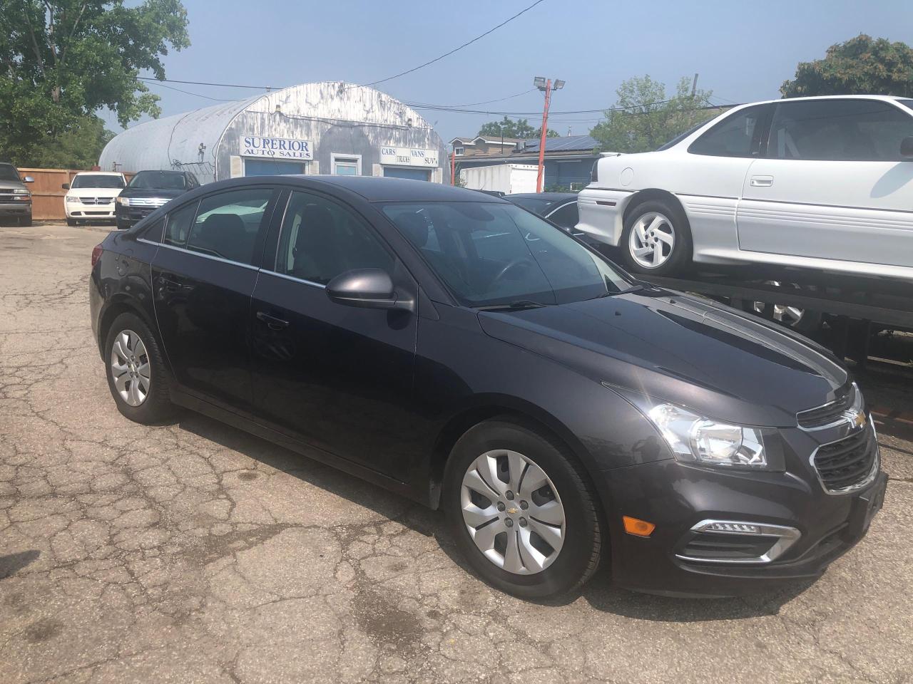 2015 Chevrolet Cruze 1LT Photo3