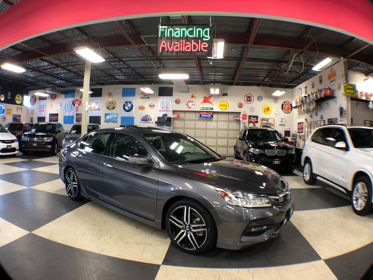 Used 2017 Honda Accord TOURING AUT0 LEATHER SUNROOF NAVI B/SPOT CAMERA for sale in North York, ON
