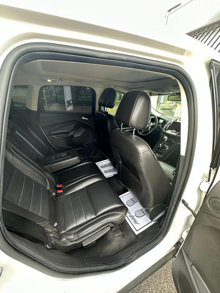 2015 Ford Escape  Photo