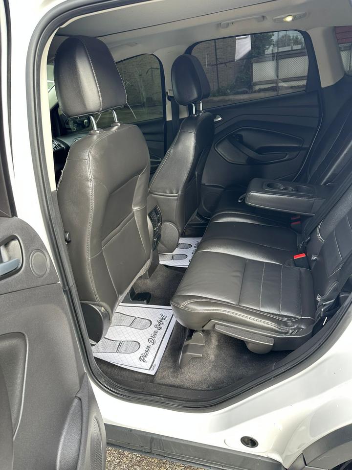 2015 Ford Escape  Photo