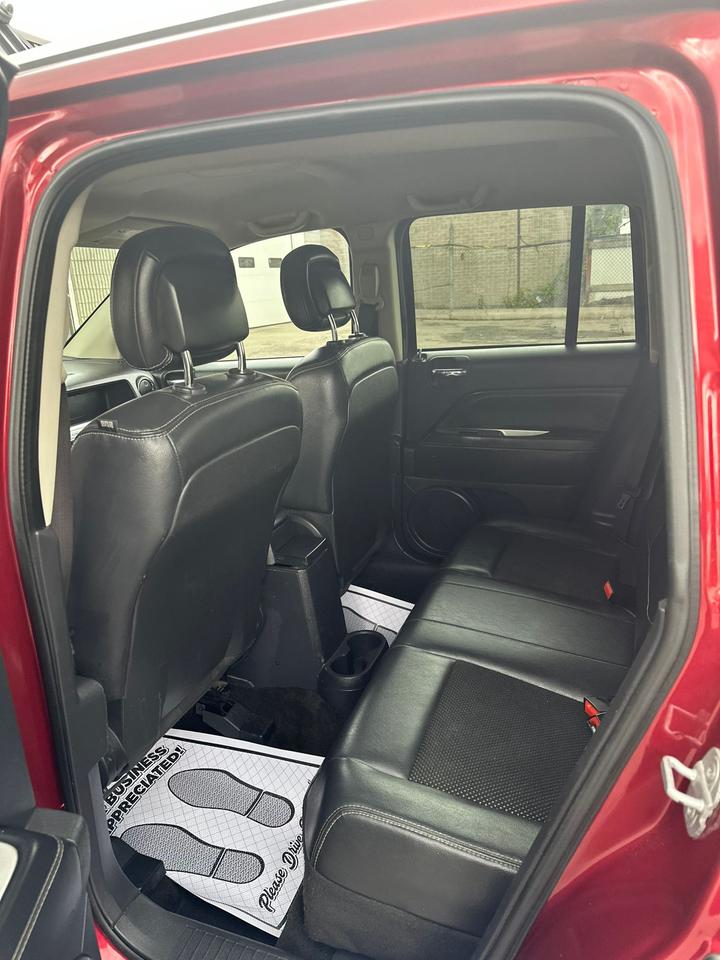 2014 Jeep Compass  Photo