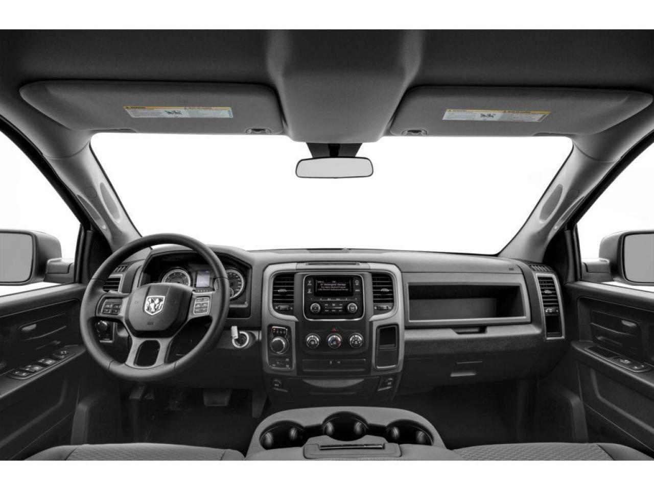 2021 RAM 1500 Classic TRADESMAN Photo4