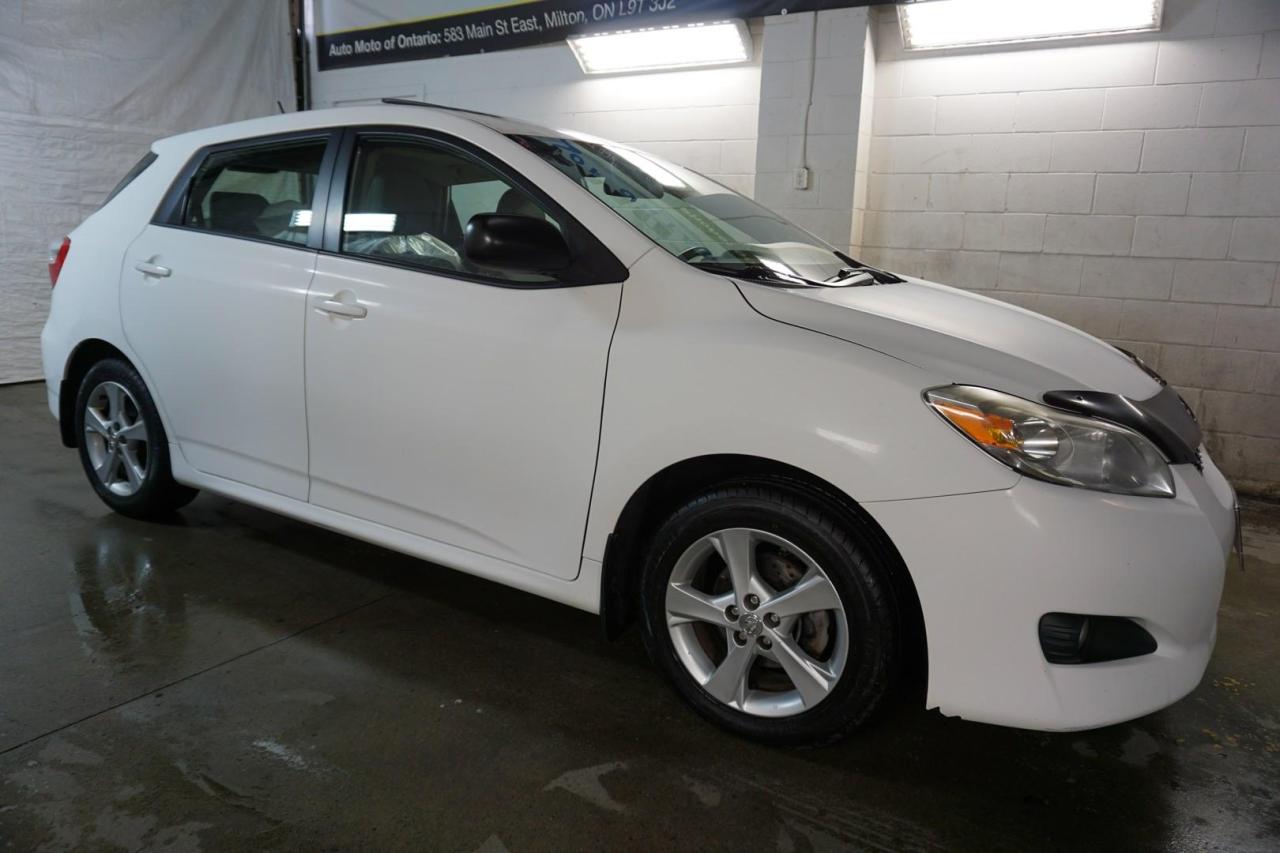 2012 Toyota Matrix 1.8L HB *1 OWNER*FREE ACCIDENT* CERTIFIED SUNROOF CRUISE ALLOYS