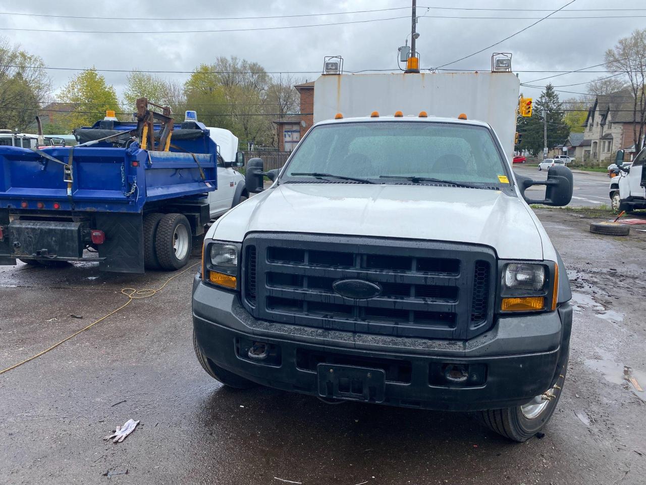 Used 2006 Ford F-450 Chipper Dump for sale in North York, ON