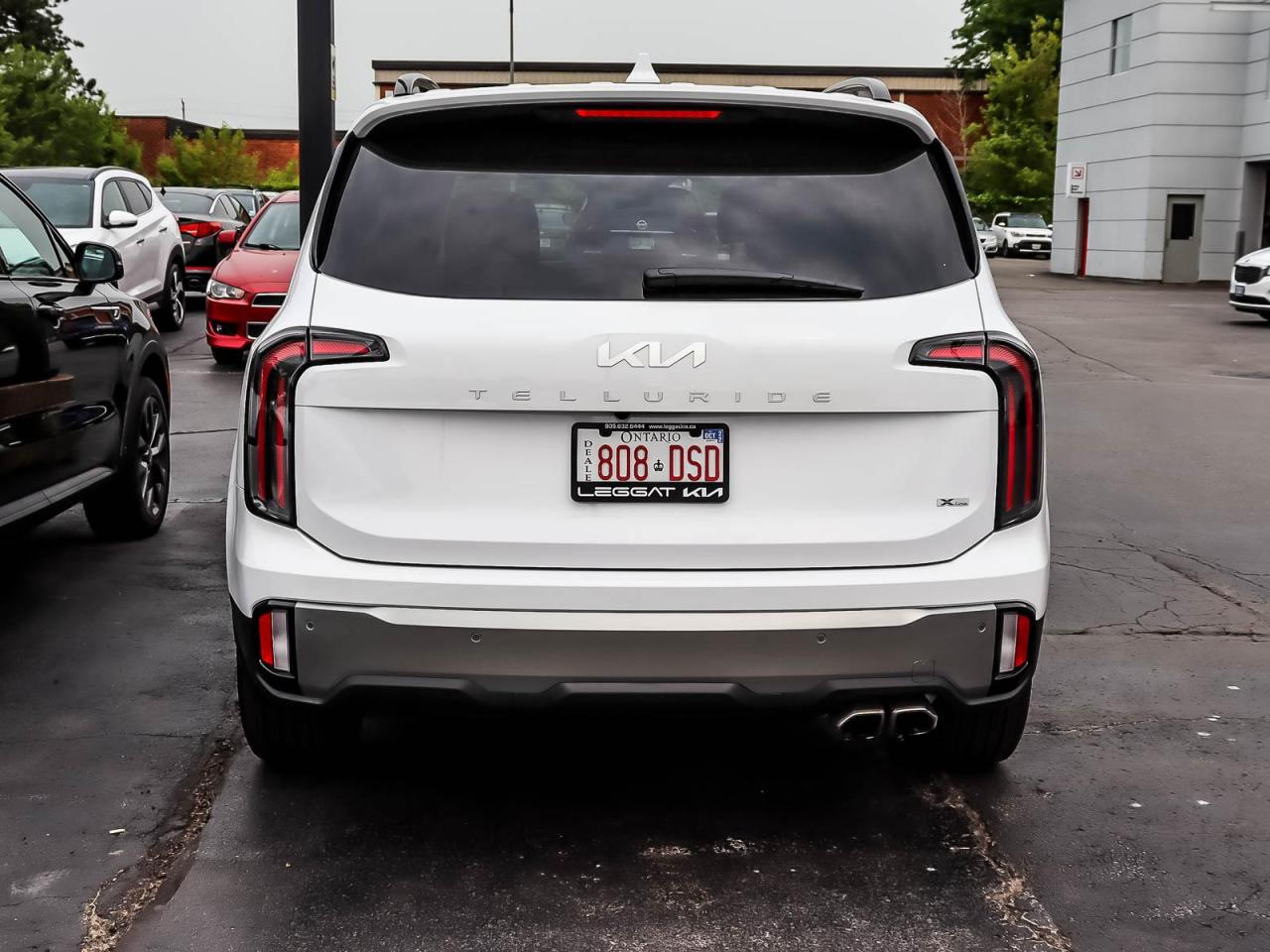 2023 Kia Telluride X-LINE | DEMO | LEATHER | DUAL SUNROOF | HTD AND COOLED SEATS | NAV | 360 CAMERA Photo2