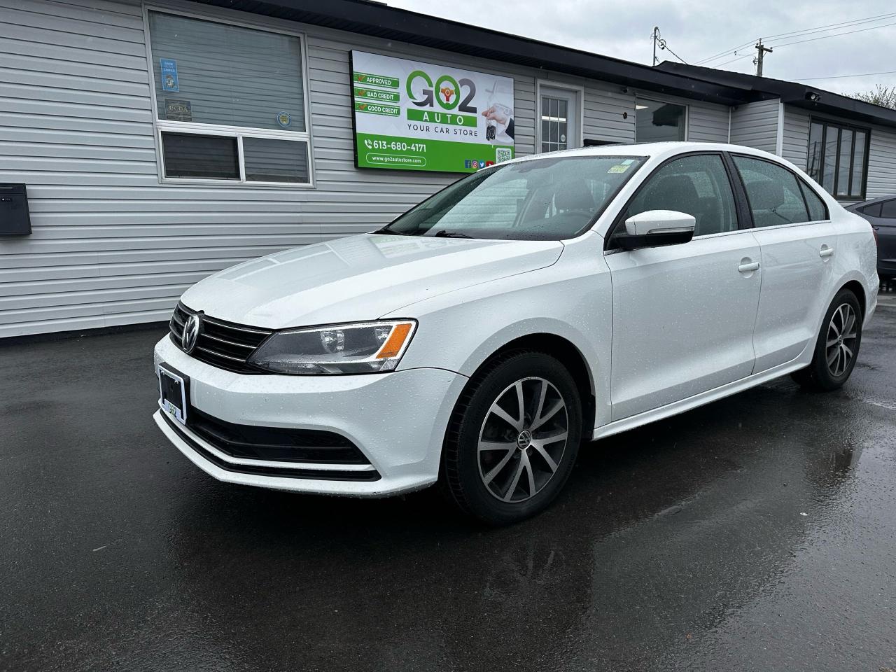 Used 2016 Volkswagen Jetta 1.8T Sport for sale in Ottawa, ON
