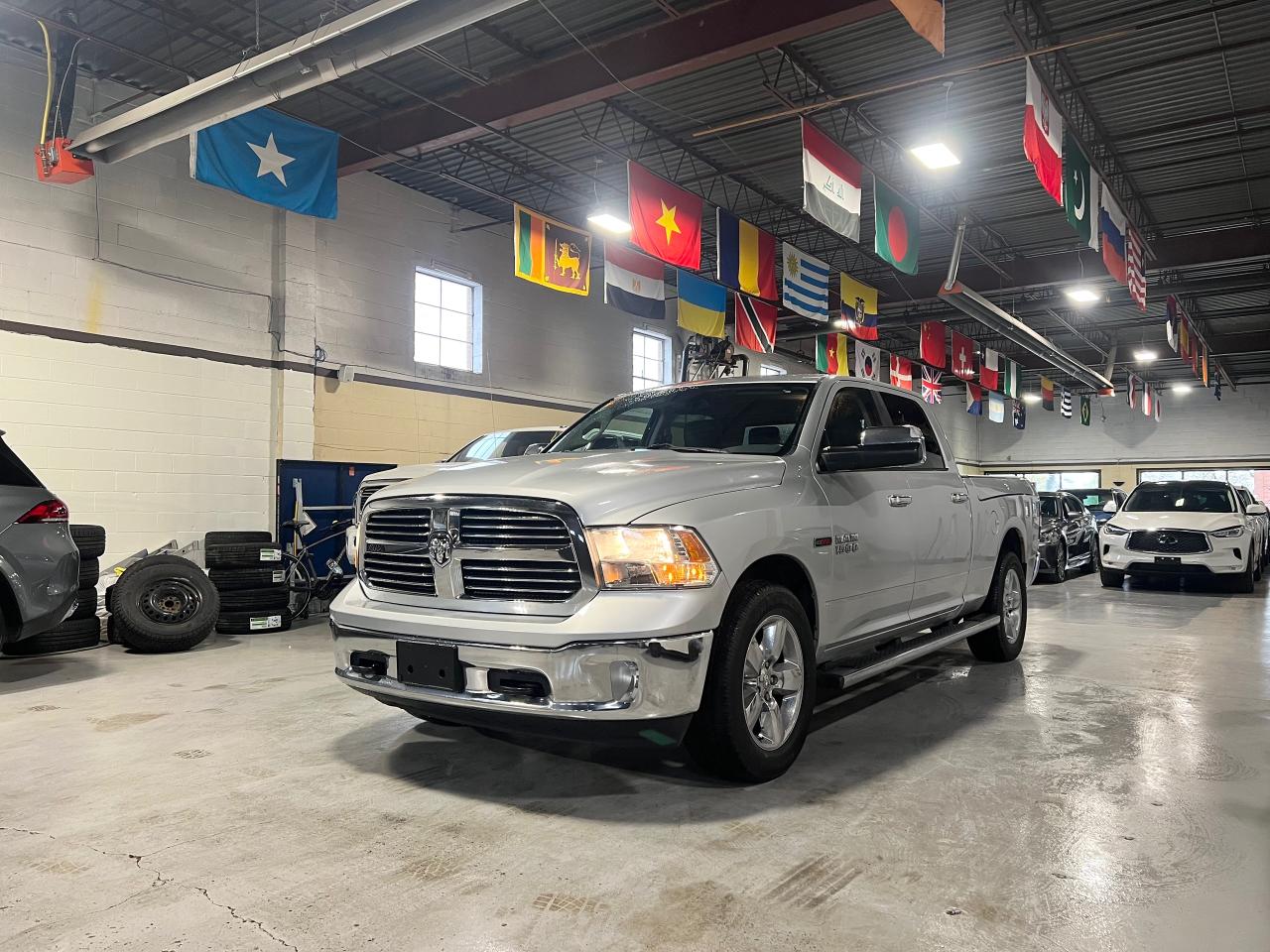 2015 RAM 1500 4WD CREW CAB 149" BIG HORN - Photo #1
