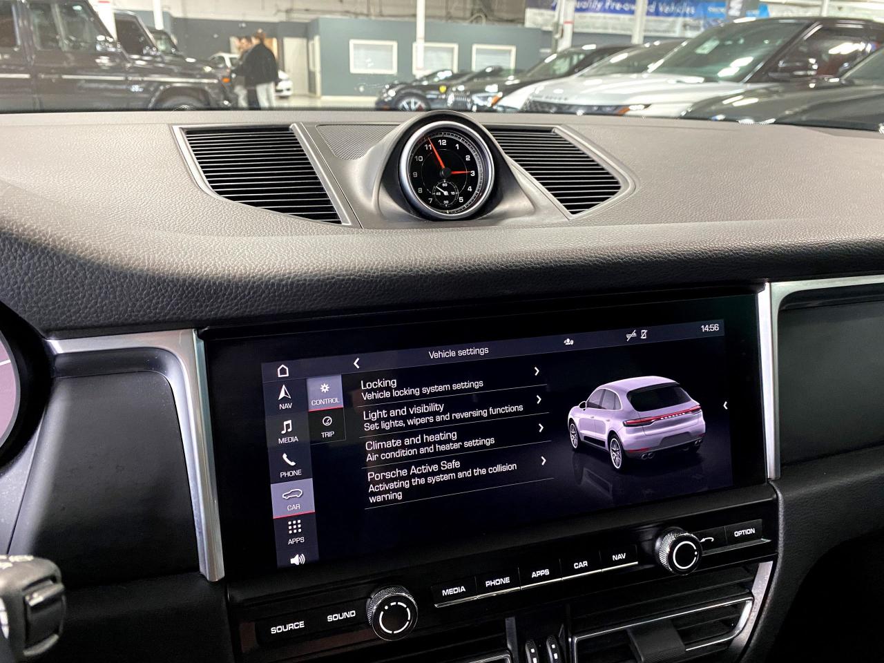 2021 Porsche Macan AWD|NAV|BOSE|360CAM|PANOROOF|LEATHER|OFFROADMODE|+ - Photo #24