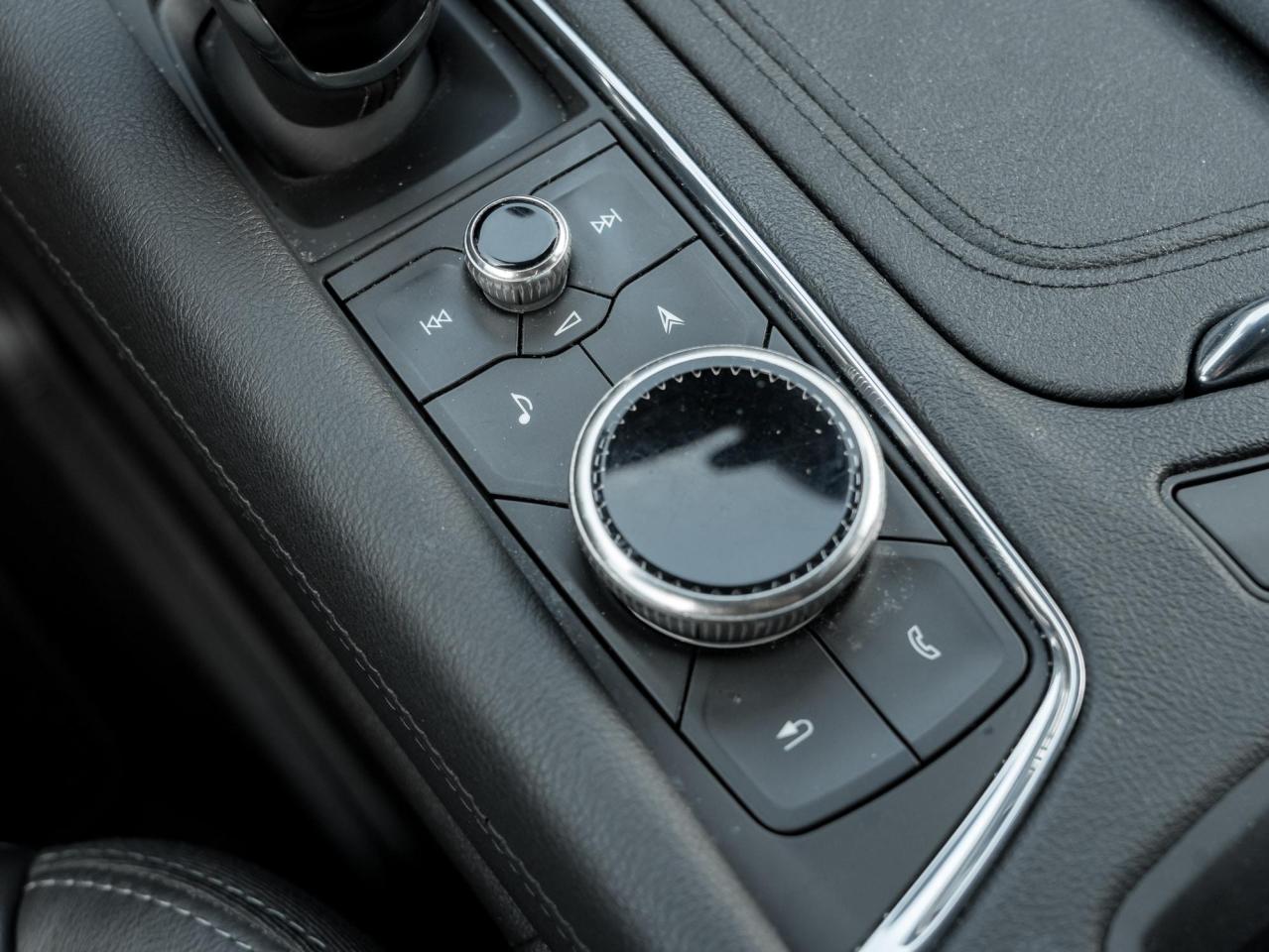 2020 Cadillac XT5 Sport AWD Photo