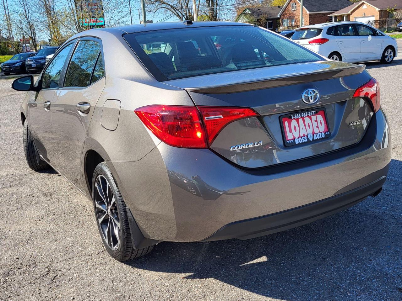 2017 Toyota Corolla XSE Photo2