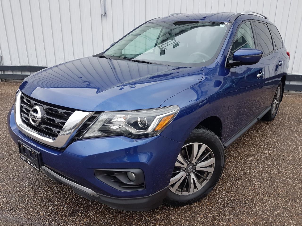 Used 2017 Nissan Pathfinder SV AWD *HEATED SEATS* for sale in Kitchener, ON