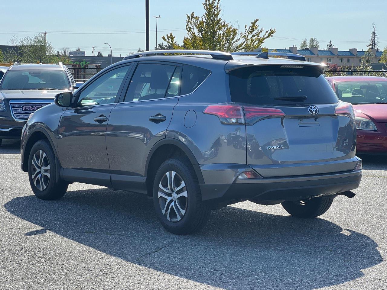 2016 Toyota RAV4 AWD 4dr LE - Photo #6